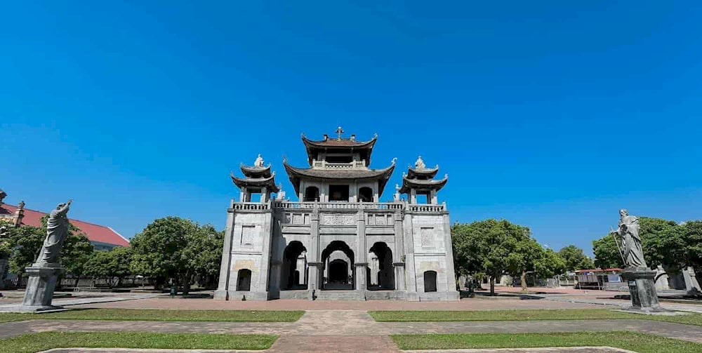 The Phuong Dinh was completed in 1899, marking the final structure in the stone complex of Phat Diem